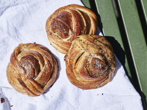 3 Cardamom Buns
